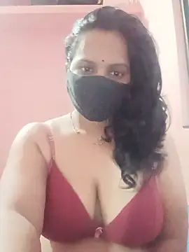 Snapshot of Miss-Dolly07 chatting on July 2, 12:44 pm Miss-Dolly07 online show from July 2, 12:44 pm