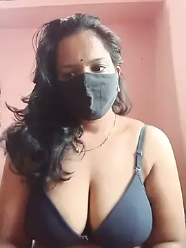 Snapshot of Miss-Dolly07 chatting on July 10, 12:30 pm Miss-Dolly07 online show from July 10, 12:30 pm