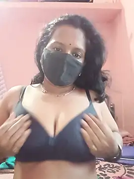 Snapshot of Miss-Dolly07 chatting on July 16, 1:28 pm Miss-Dolly07 online show from July 16, 1:28 pm