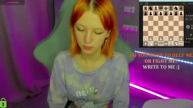 Emma Dusk online show from May 31, 1:03 am