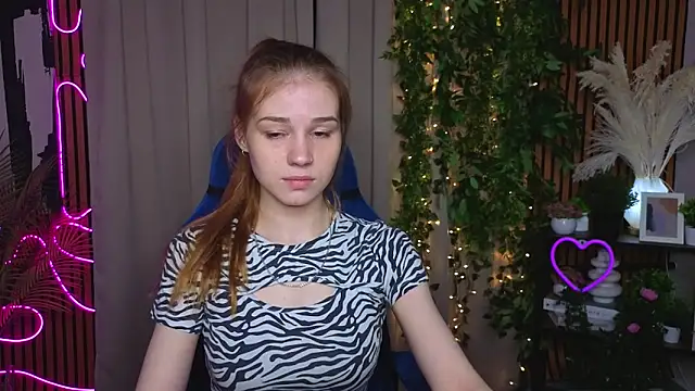 Snapshot of AmyLindsey chatting on March 24, 7:46 am AmyLindsey online show from March 24, 7:46 am