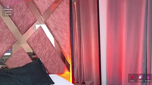 Emma Revees online show from April 4, 3:38 am