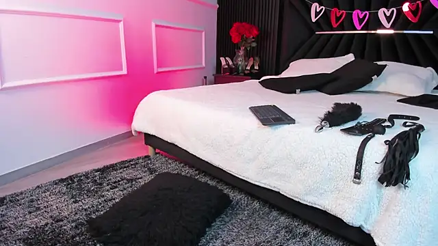 Eirynraven online show from March 11, 11:38 am