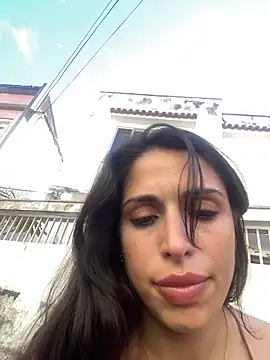 sweetwanda online show from April 3, 11:41 am