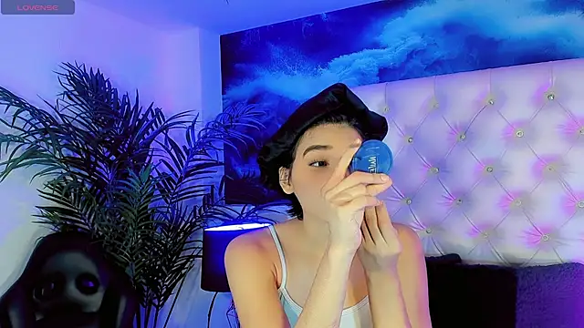 Valentiina Foxx online show from July 14, 9:58 am