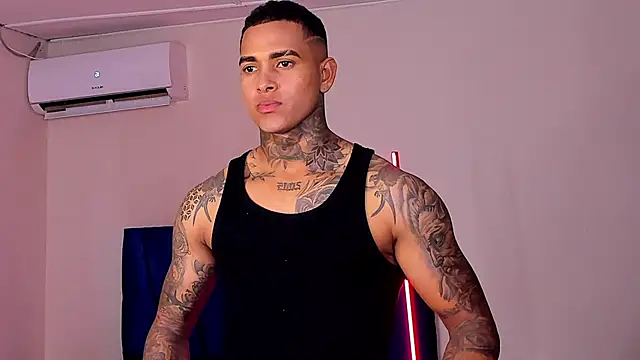 tyler bell  online show from April 1, 2:12 am