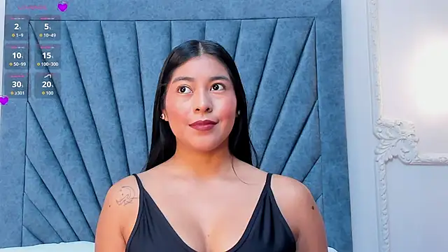 Leandra-Johnson online show from March 31, 1:22 pm