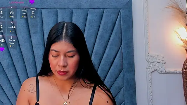 Leandra-Johnson online show from April 6, 1:56 pm