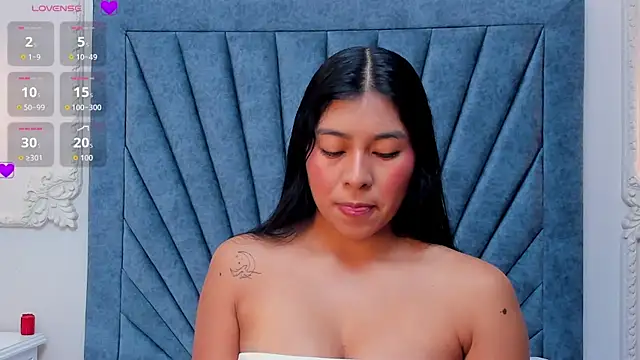 Leandra-Johnson online show from April 15, 1:51 pm