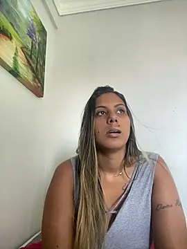 kifanyy online show from March 30, 4:41 pm