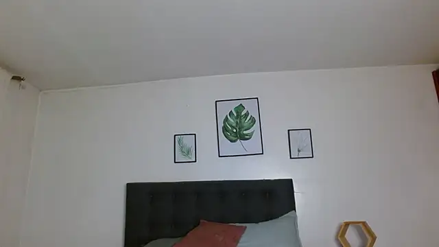 Snapshot of samanthachop chatting on May 28, 1:19 pm samanthachop online show from May 28, 1:19 pm