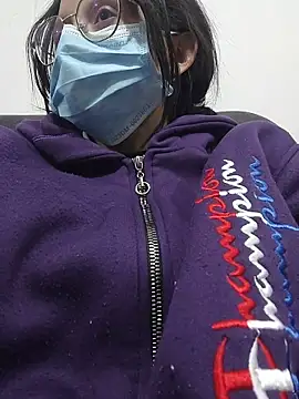 Naomimolie online show from March 24, 11:04 am