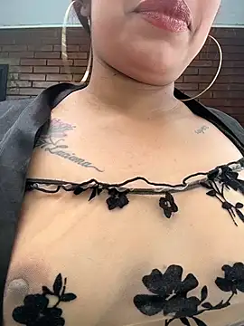 Cherry Charlottee online show from April 8, 7:25 pm