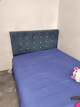 Snapshot of Dulce06 chatting on March 3, 4:13 pm Dulce06 online show from March 3, 4:13 pm