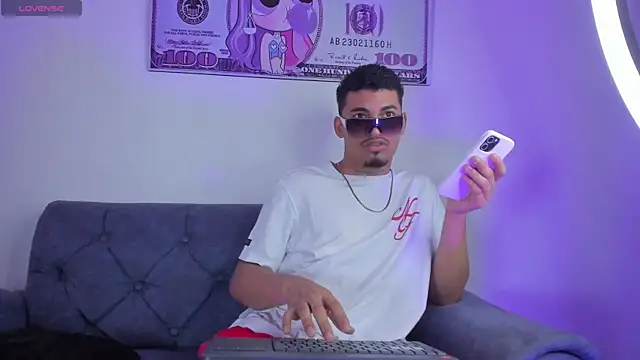 Ares DAMM online show from April 11, 6:12 pm