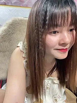 Little Muse78 online show from April 1, 1:41 pm