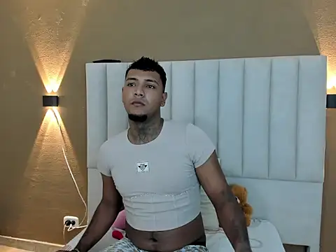 Axell king07 online show from March 16, 10:30 am