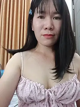 Bondgirl 9 online show from July 13, 4:32 pm