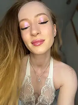 Little Candy 18 online show from May 28, 10:34 am