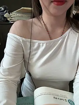 Snapshot of saomoz chatting on March 26, 2:17 am saomoz online show from March 26, 2:17 am