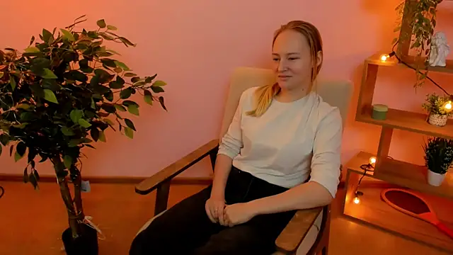 ArmidaIgler online show from March 4, 5:02 am