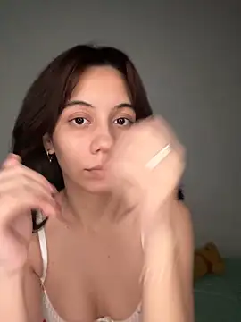 Nicole Cute04 online show from April 10, 3:45 am