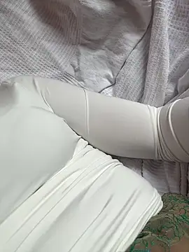 lena-smile683 online show from April 27, 5:00 pm