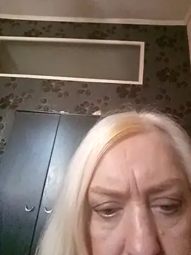 Snapshot of AngelikaJamesX chatting on March 4, 12:22 pm AngelikaJamesX online show from March 4, 12:22 pm