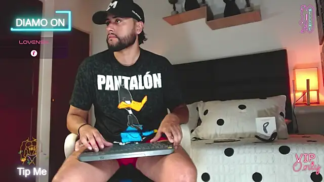 daniel hunther online show from March 24, 2:11 pm