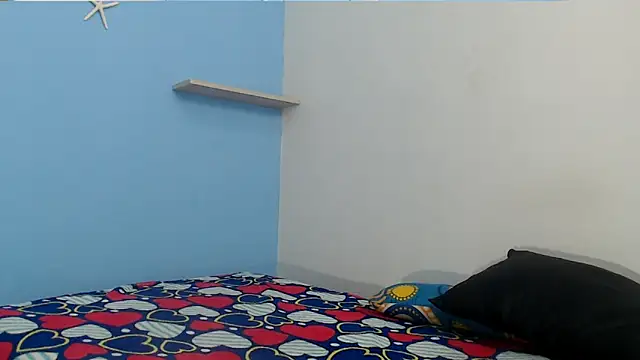 zoecute5817 online show from May 29, 12:52 am