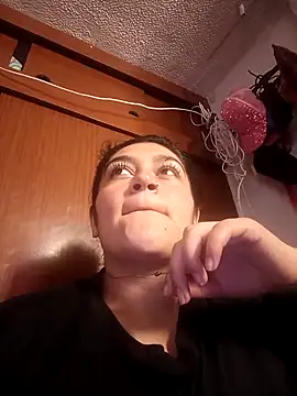 sckarlet1 online show from March 27, 2:39 am