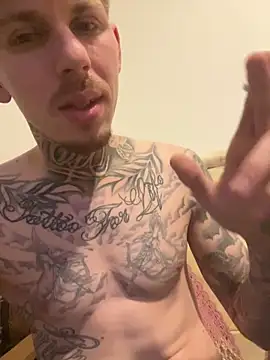 Snapshot of Antonio1998F chatting on March 3, 11:10 pm Antonio1998F online show from March 3, 11:10 pm