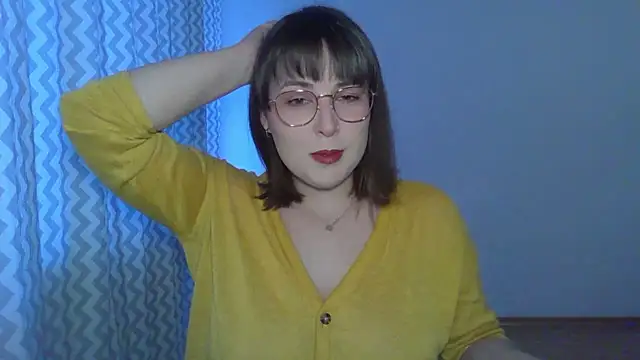 ClaraHard online show from April 11, 4:22 pm