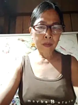 Snapshot of Sky-rain98 chatting on June 3, 2:33 pm Sky-rain98 online show from June 3, 2:33 pm