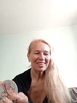 ViktoriaSexi1 online show from April 15, 4:41 am