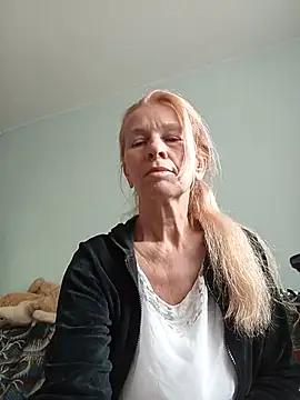 ViktoriaSexi1 online show from April 16, 8:48 am