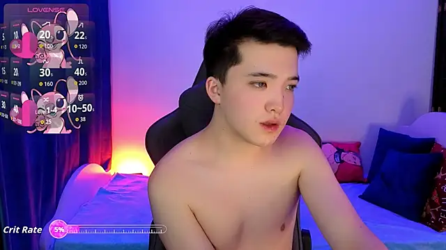 NudGlow online show from April 6, 7:15 pm