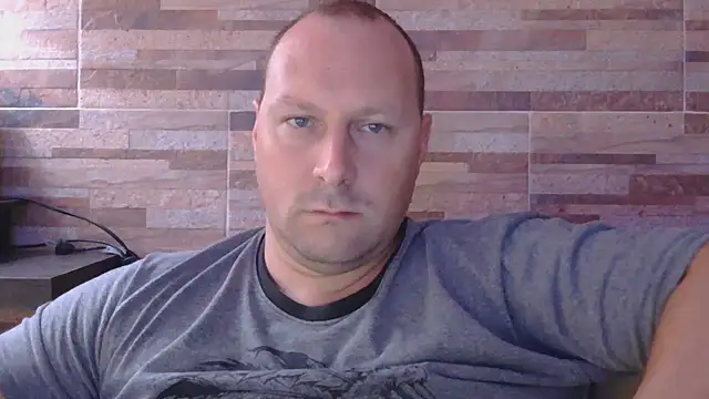 lustonfan online show from April 6, 12:50 pm