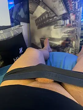 MatthewEmme2121 online show from March 18, 12:03 am