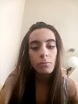 chiara-mario online show from April 6, 11:11 am