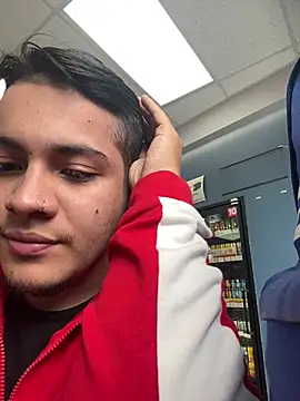 OliverTabordaa online show from March 30, 5:47 pm