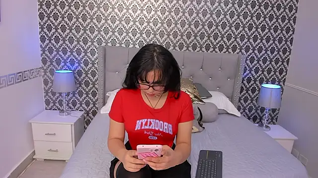 Jade rous online show from March 10, 11:59 am