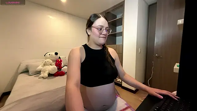 Sarahhh 0 online show from July 10, 12:04 am