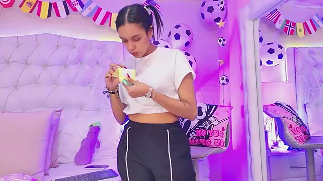 MeganRoseh online show from July 15, 7:41 pm