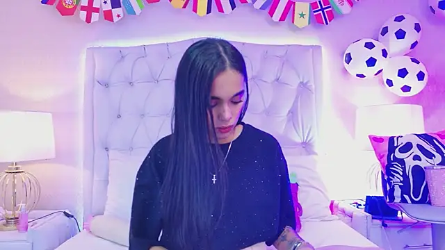 MeganRoseh online show from July 18, 8:12 pm