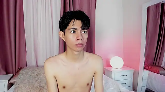 daniell rdrig online show from April 12, 12:54 pm