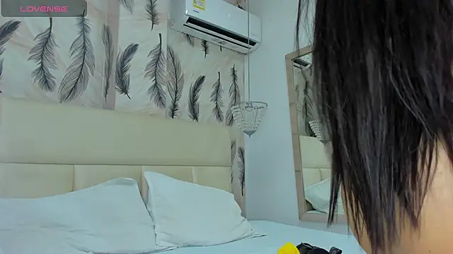 charlotsweett  online show from June 24, 5:56 pm