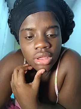 YourLiaa  online show from March 24, 5:56 am