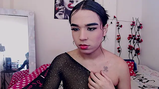 Candyy doll   online show from April 20, 7:48 pm