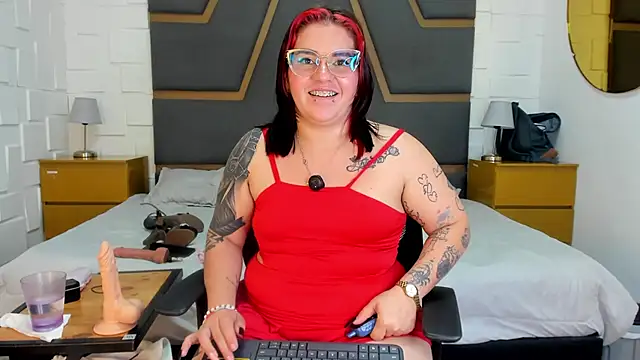 Snapshot of juana_valkiria chatting on June 5, 6:52 am juana valkiria online show from June 5, 6:52 am